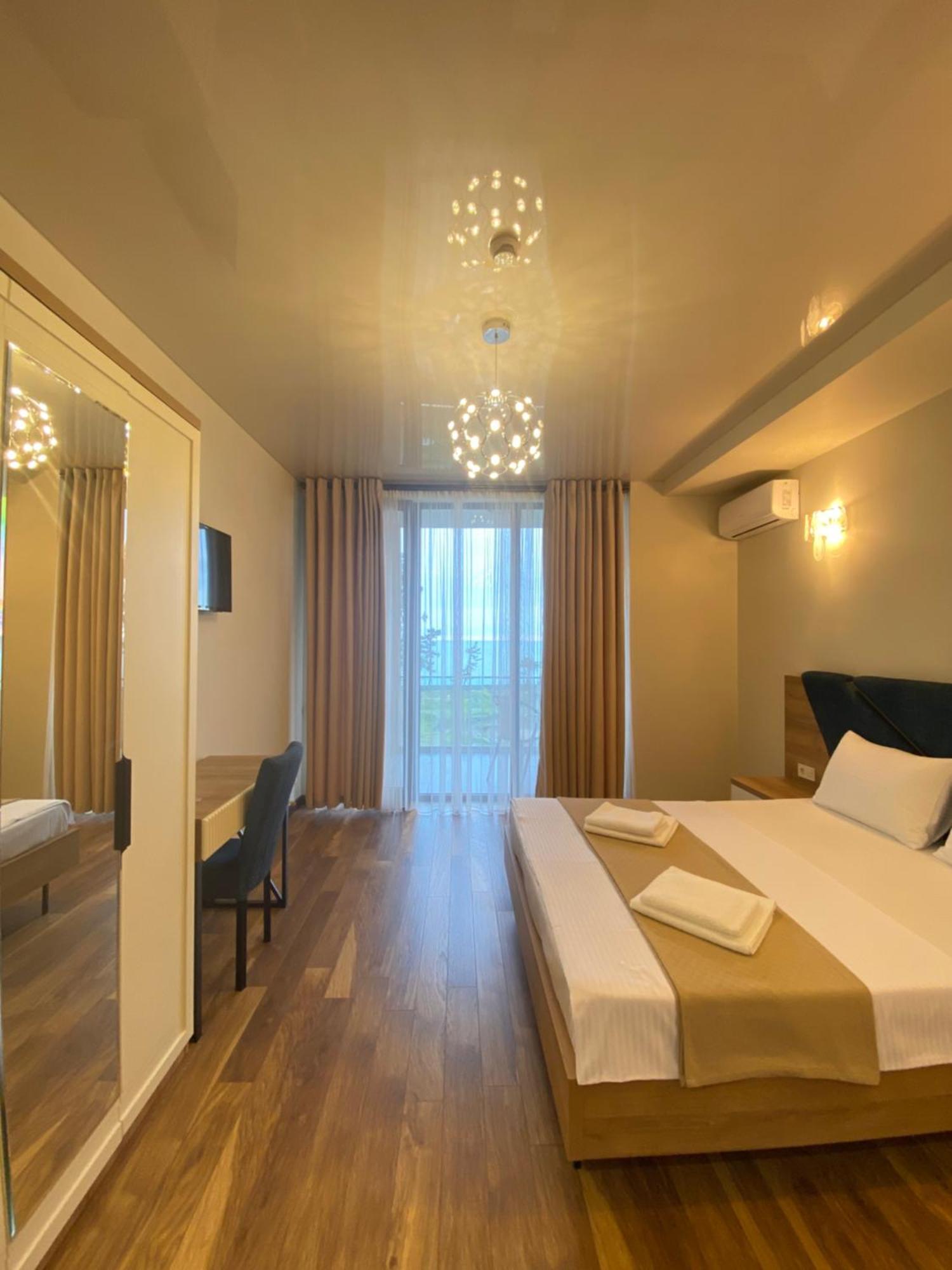 Hotel Leonardo Kobuleti Exteriör bild